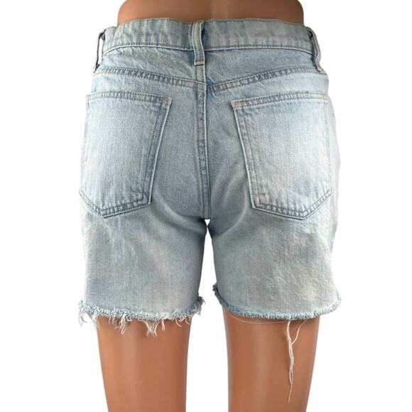 Gap Blue Distressed Light Wash Frayed Hem Cut Off Denim Jean Shorts Size 24 - Picture 3 of 5